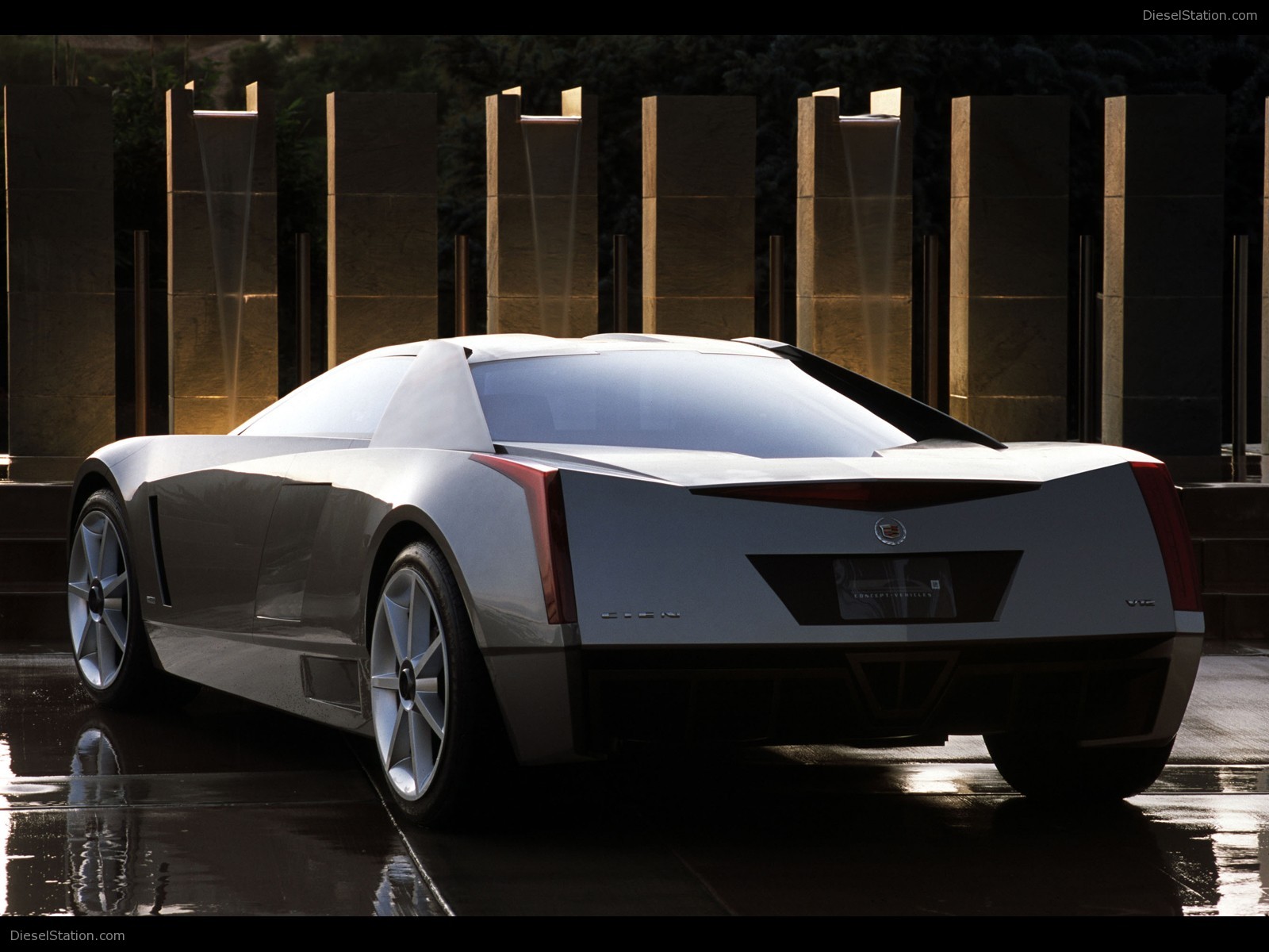 Cadillac Cien Concept